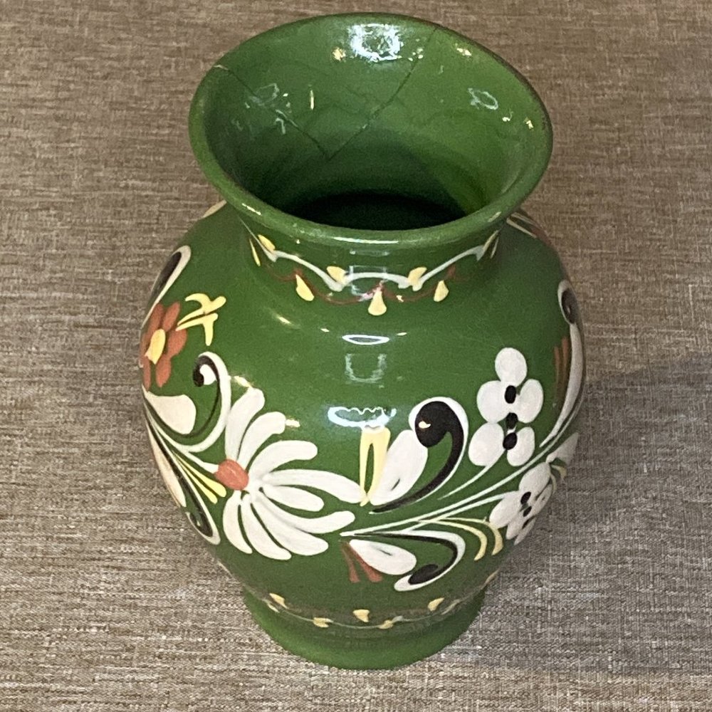GREEN FLOWER VASE WITH FLORAL DESIGN MADE IN HUNGARY